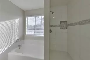 21899 Pinewilde Ct, Porter, TX 77365 - Photo 11