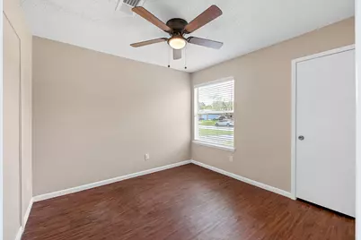 7823 Eastern Bluebird Drive, Humble, TX 77396 - Photo 9