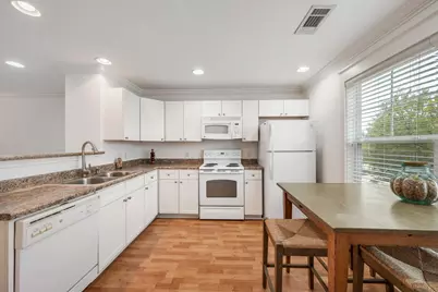 1725 Harvey Mitchell Parkway S #2125, College Station, TX 77840 - Photo 7