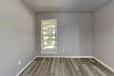 1618 Live Oak Hollow Street, Pearland, TX 77581 - Photo 7
