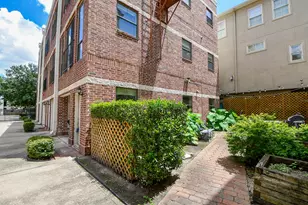 118 McGowen St, Houston, TX 77006 - Photo 3