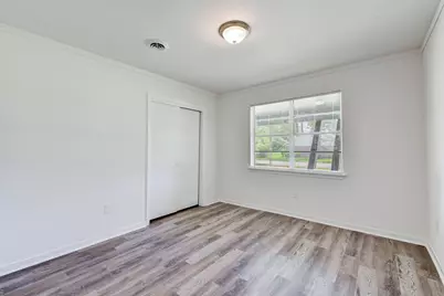 1703 N Roberson Street, Conroe, TX 77301 - Photo 23