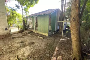 911 7th St, Orange, TX 77630 - Photo 5