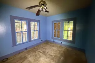 911 7th St, Orange, TX 77630 - Photo 7