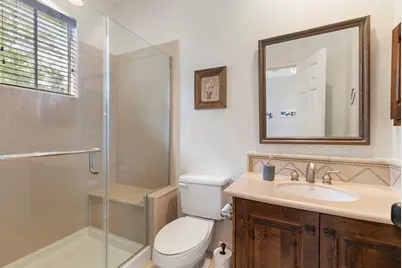 107 E Mirror Ridge Circle, The Woodlands, TX 77382 - Photo 35