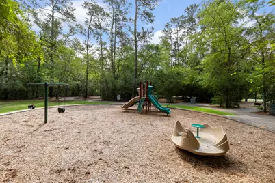 107 E Mirror Ridge Circle, The Woodlands, TX 77382 - Photo 47