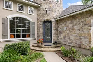 107 E Mirror Ridge Cir, The Woodlands, TX 77382 - Photo 3