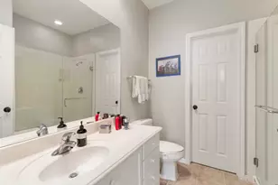 107 E Mirror Ridge Cir, The Woodlands, TX 77382 - Photo 37
