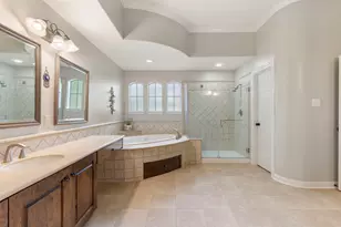 107 E Mirror Ridge Cir, The Woodlands, TX 77382 - Photo 33