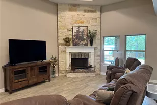 643 Southcreek Park, Livingston, TX 77351 - Photo 9