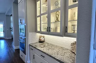 1804 Anna Way, Friendswood, TX 77546 - Photo 17