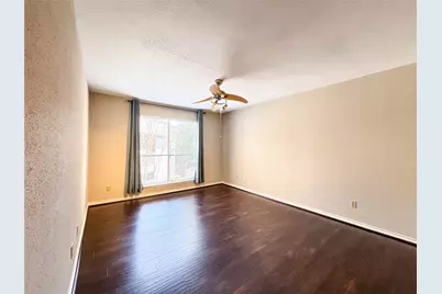 8020 Braesmain Drive #1604, Houston, TX 77025 - Photo 17