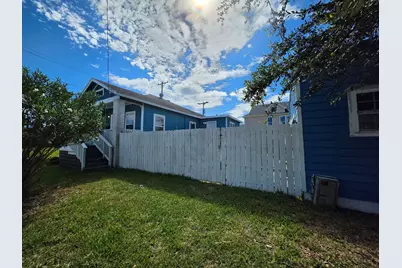 911 43rd Street, Galveston, TX 77550 - Photo 3