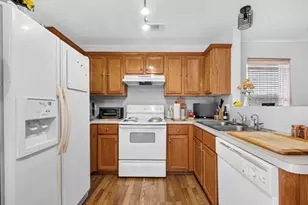11719 Fossil Rock Ln, Houston, TX 77034 - Photo 5