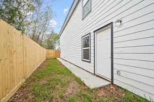 6617 Bacher St, Houston, TX 77028 - Photo 23