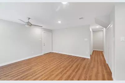 6617 Bacher Street #B, Houston, TX 77028 - Photo 7