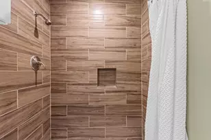 388 Mayberry Dr, Ivanhoe, TX 75979 - Photo 25