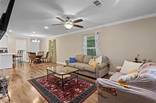 388 Mayberry Dr, Ivanhoe, TX 75979 - Photo 7