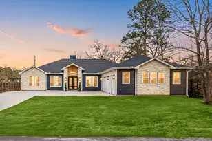 1314 Chestnut Ridge Rd, Houston, TX 77339 - Photo 1