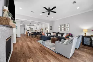 118 E 27th St, Houston, TX 77008 - Photo 9