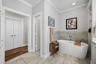 118 E 27th St, Houston, TX 77008 - Photo 19