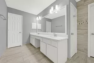 12902 Chalfield Cir, Houston, TX 77044 - Photo 25