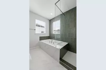 2706 Grand Fountains Drive #H, Houston, TX 77054 - Photo 23