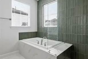 2706 Grand Fountains Dr, Houston, TX 77054 - Photo 23