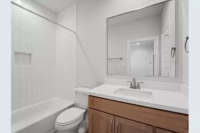 2706 Grand Fountains Drive #H, Houston, TX 77054 - Photo 9