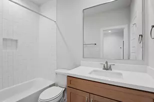 2706 Grand Fountains Dr, Houston, TX 77054 - Photo 9