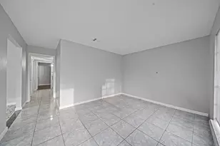 8834 Brackley Ln, Houston, TX 77088 - Photo 5