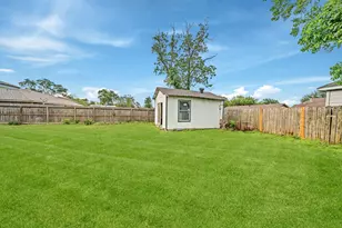 8834 Brackley Ln, Houston, TX 77088 - Photo 23