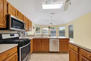 807 Forest Oaks Ln, Pearland, TX 77584 - Photo 15