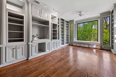 16 Pine Briar Circle, Houston, TX 77056 - Photo 19