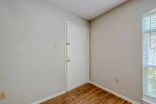 432 N Post Oak Ln, Houston, TX 77024 - Photo 5