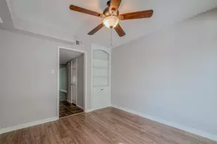 432 N Post Oak Ln, Houston, TX 77024 - Photo 13