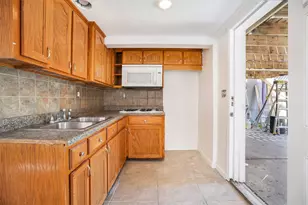 1512 Moody Ave, Galveston, TX 77550 - Photo 23