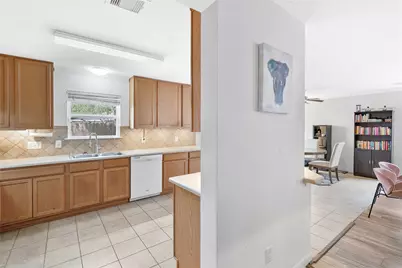 2910 Ribbon Creek Way, Spring, TX 77389 - Photo 11