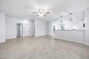 3611 Prairie Rose Trl, Angleton, TX 77515 - Photo 7