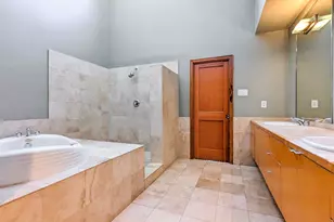 444 Oxford St, Houston, TX 77007 - Photo 25