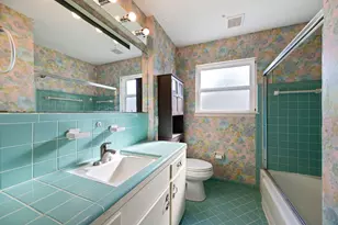 8110 Bob White Dr, Houston, TX 77074 - Photo 19