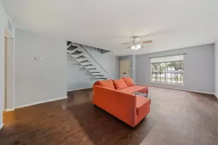 8216 Fondren Rd, Houston, TX 77074 - Photo 11