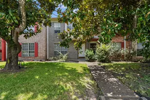 8216 Fondren Rd, Houston, TX 77074 - Photo 23