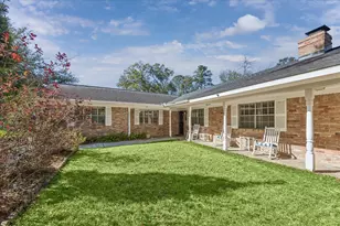 10002 Cedar Creek Dr, Houston, TX 77042 - Photo 9