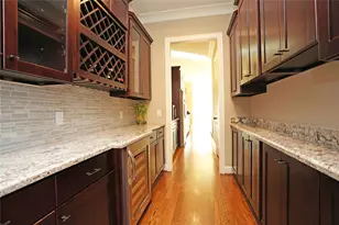 1611 Wakefield Dr, Houston, TX 77018 - Photo 9
