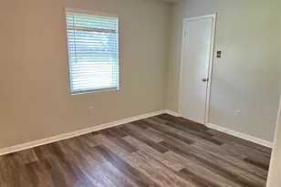 5515 Darnell St, Houston, TX 77096 - Photo 9
