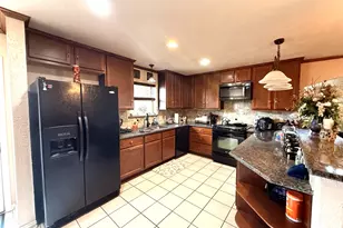 4015 Blackwell Ln, Beaumont, TX 77713 - Photo 3