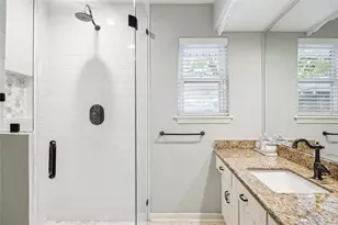 10714 Piping Rock Ln, Houston, TX 77042 - Photo 27