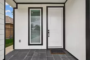 5027 Willow Glen Dr, Houston, TX 77033 - Photo 17