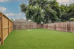 4605 Galesburg St, Houston, TX 77051 - Photo 17